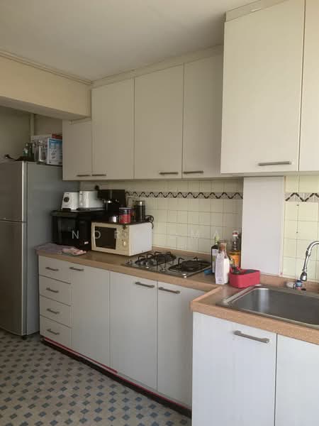 8 Holland Avenue, 8 Holland Avenue, 1 Bedroom, 650 sqft, HDB Flat For Rent, by Nora Omar, 24630978 - PropertyGuru.com.sg