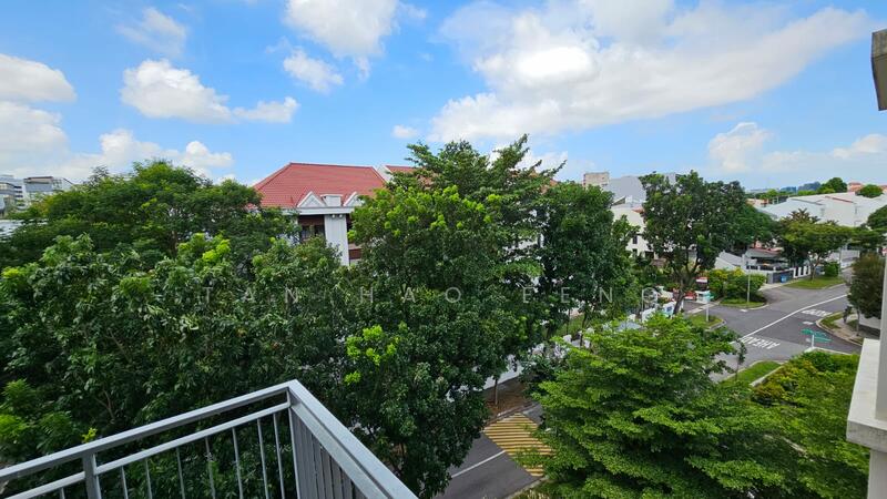Balcony (Living Room)