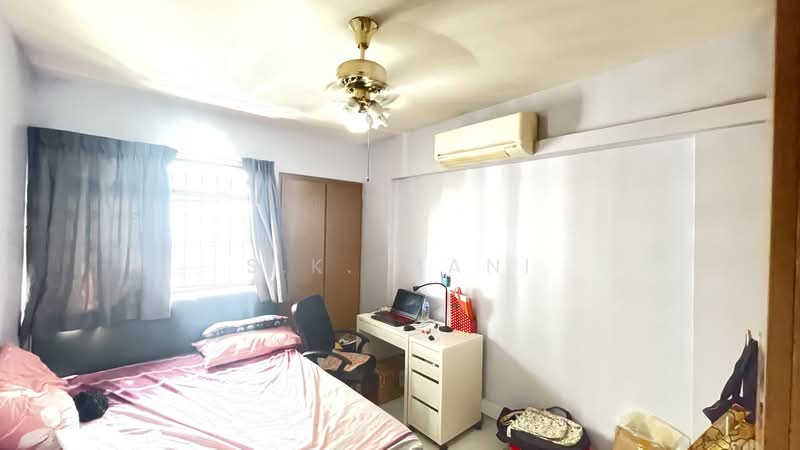 184B Rivervale Crescent, 184B Rivervale Crescent, 3 Bedrooms, 1,184 sqft, HDB Flat For Rent, by Sk Mani, 24631156 - PropertyGuru.com.sg