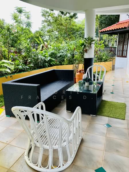 Holland/Bukit Timah Rare Apt Living in a Good Class Bungalow, Victoria Park, 2 Bedrooms, 1,500 sqft, Good Class Bungalow For Rent, by Torie Frances Doshi, 24632102 - PropertyGuru.com.sg
