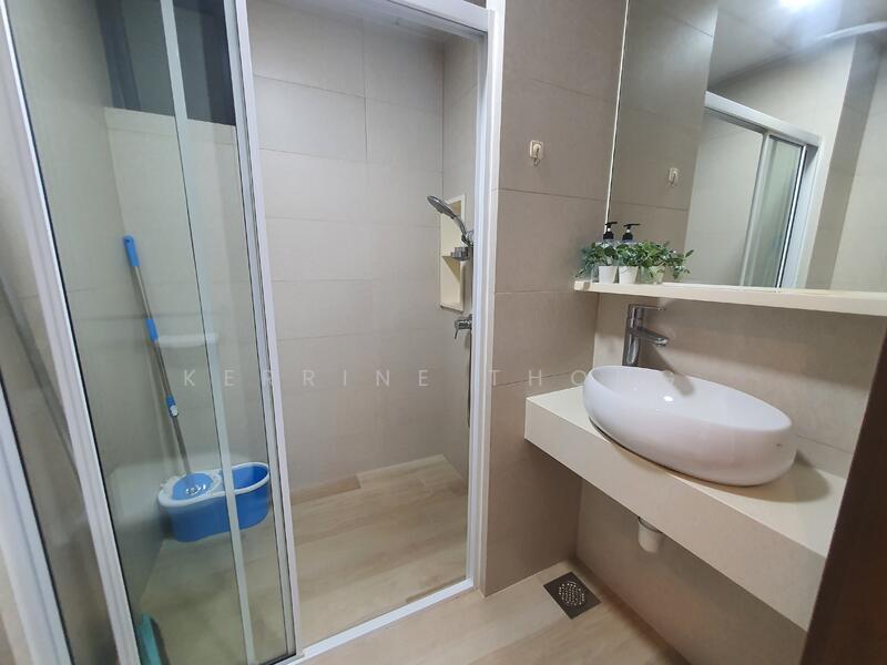 SHARED BATHROOM
