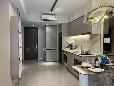 For Sale - Grand Dunman