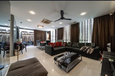 For Sale - Semi D With Swimming Pool For Sale