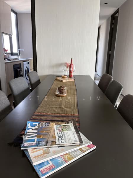 OUE Twin Peaks, 33 Leonie Hill Road, 3 Bedrooms, 1,399 sqft, Condominium For Rent, by Stella Lim, 24633222 - PropertyGuru.com.sg