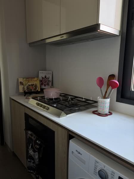 OUE Twin Peaks, 33 Leonie Hill Road, 3 Bedrooms, 1,399 sqft, Condominium For Rent, by Stella Lim, 24633222 - PropertyGuru.com.sg
