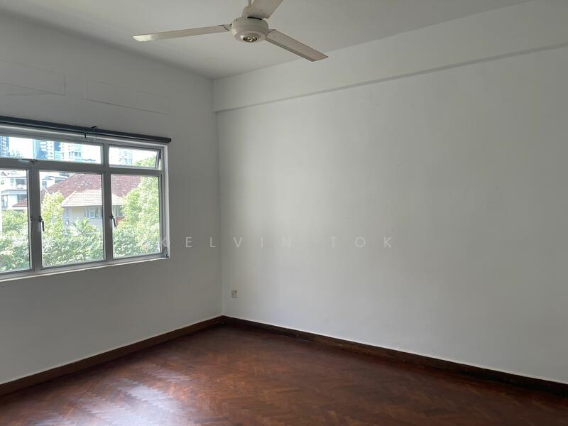 Rainbow Mansions, 122 128B, Grange Road, 3 Bedrooms, 1500 sqft, Walk