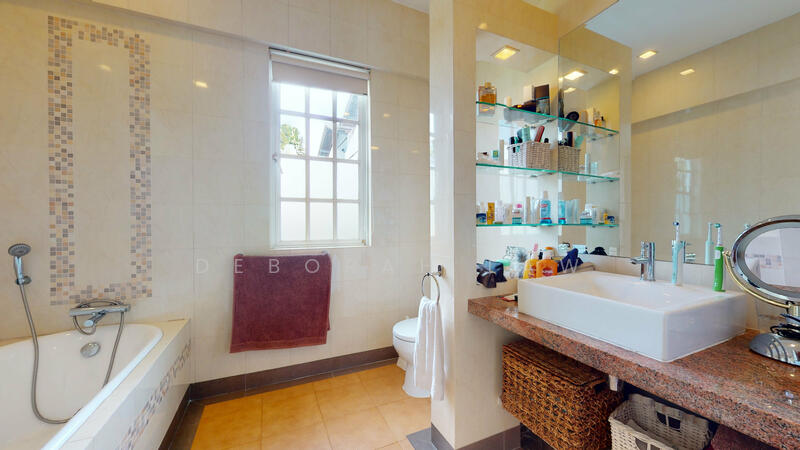 Elegant Bukit Timah Semi- D with pool 4 + helpers, Jalan Pandan, 4 Bedrooms, 3,300 sqft, Semi-Detached House For Rent, by Deborah Law, 24634579 - Master Bathroom - PropertyGuru.com.sg