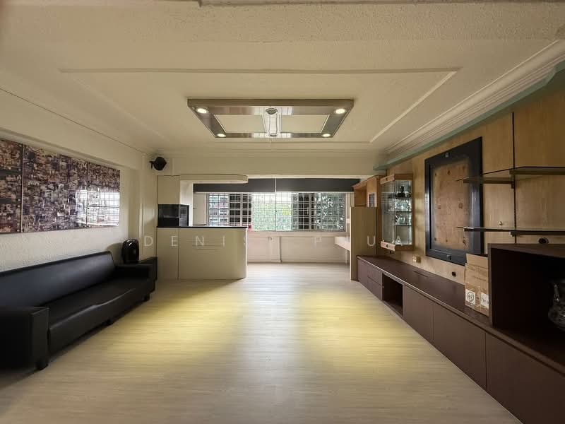 For Rent - 558 Jurong West Street 42