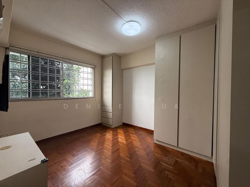 For Rent - 558 Jurong West Street 42