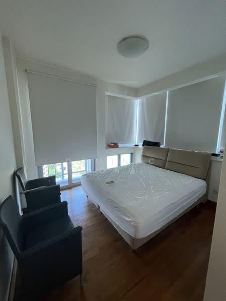 Cairnhill Crest, 2 Cairnhill Circle, 2 Bedrooms, 1,205 sqft, Condominium For Rent, by Dominic Yong, 24634658 - PropertyGuru.com.sg