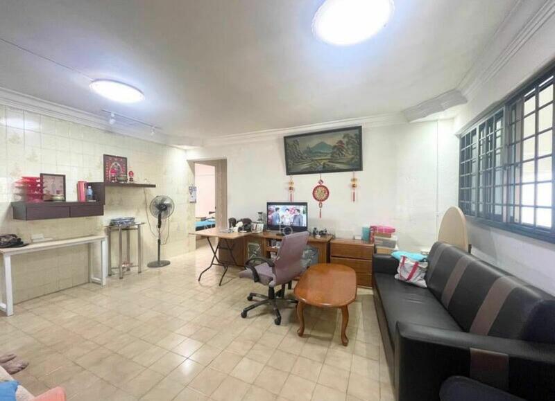 For Rent - 373 Clementi Avenue 4