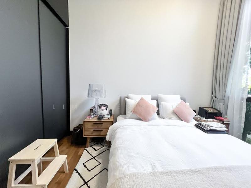 Martin Modern, 10 Martin Place, Orchard / River Valley, 2 Bedrooms, 883 sqft, Apartment For Rent, by Lim Sheng Loo, 24636291 - PropertyGuru.com.sg