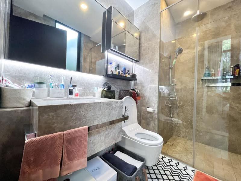 Martin Modern, 10 Martin Place, Orchard / River Valley, 2 Bedrooms, 883 sqft, Apartment For Rent, by Lim Sheng Loo, 24636291 - PropertyGuru.com.sg