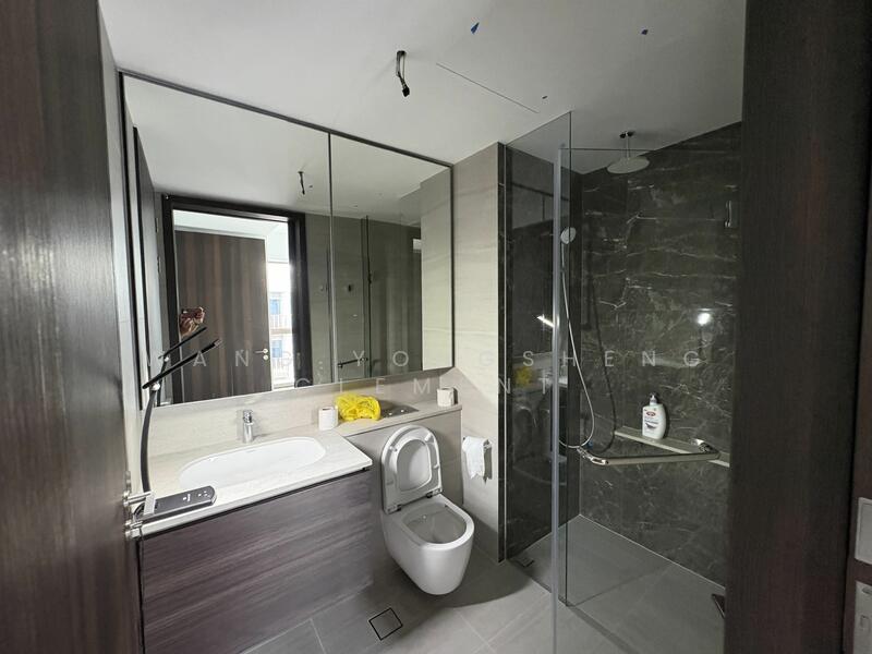 Pasir Ris 8, 10 Pasir Ris Central, 2 Bedrooms, 710 sqft, Condominium For Sale, by Wang YongSheng Clement, 24636544 - PropertyGuru.com.sg