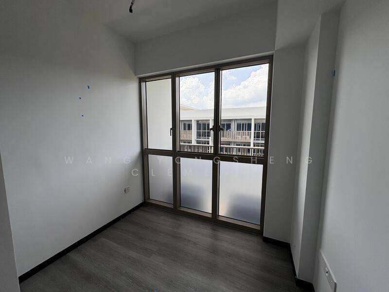 Pasir Ris 8, 10 Pasir Ris Central, 2 Bedrooms, 710 sqft, Condominium For Sale, by Wang YongSheng Clement, 24636544 - PropertyGuru.com.sg