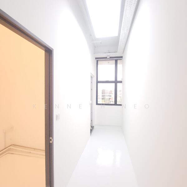 Midview City, , 90 sqft, Light Industrial (B1) For Rent, by Kenneth Neo, 24637013 - CommercialGuru.com.sg