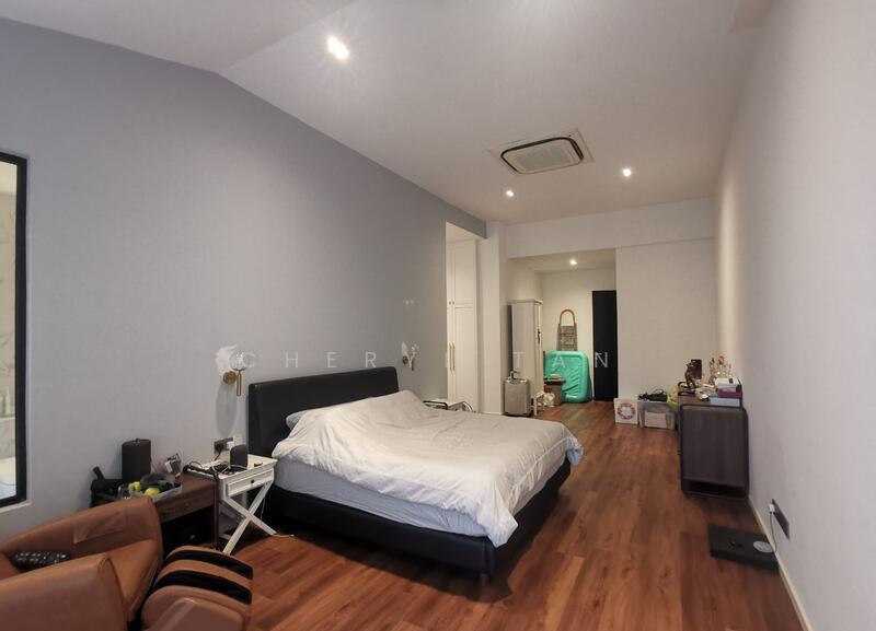 Terrace⭐️Upper Thomson⭐️Sembawang Hills Estate Terraced House For Sale