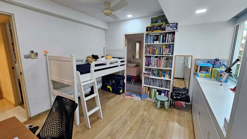 Pandan Valley, 5 Pandan Valley, Newton / Bt. Timah (D11, 21), Clementi Park / Upper Bukit Timah, 4 Bedrooms, 2,325 sqft, Condominium For Sale, by Stanley Lee, 24638532 - PropertyGuru.com.sg