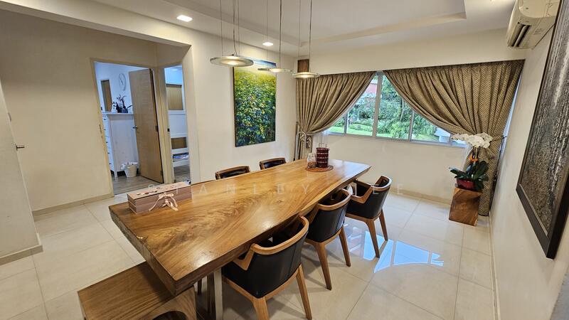 Pandan Valley, 5 Pandan Valley, Newton / Bt. Timah (D11, 21), Clementi Park / Upper Bukit Timah, 4 Bedrooms, 2,325 sqft, Condominium For Sale, by Stanley Lee, 24638532 - PropertyGuru.com.sg