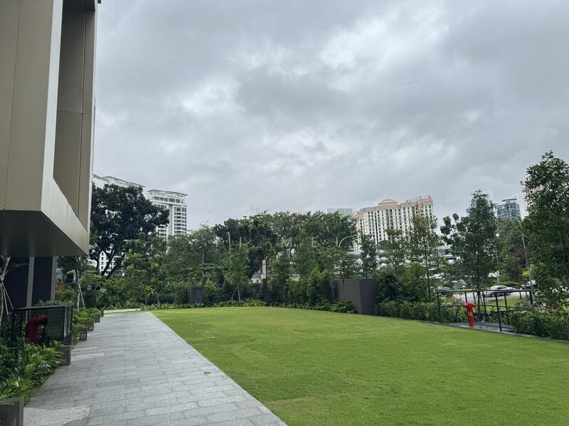 Irwell Hill Residences Condominium For Sale at S$ 999,000 | PropertyGuru Singapore