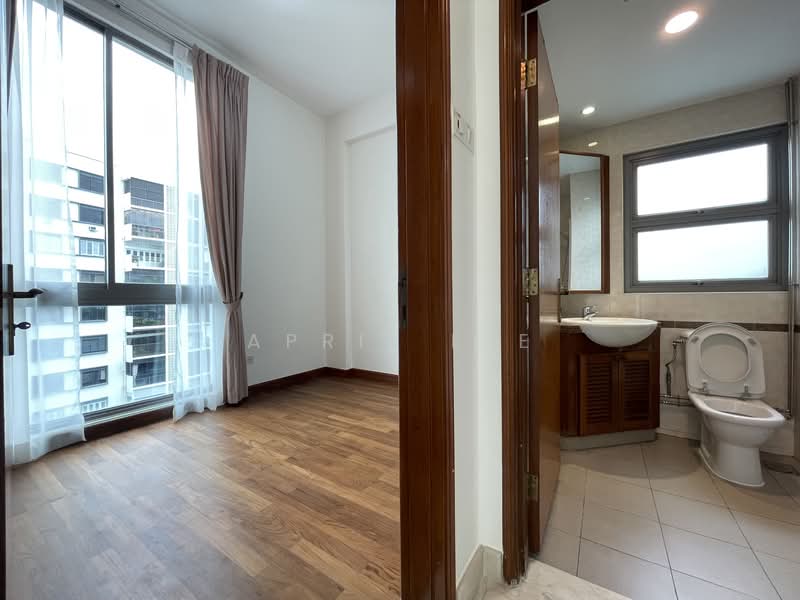 The Oxley, 9 Oxley Rise, 2 Bedrooms, 786 sqft, Apartment For Rent, by April Lee, 24638916 - Bedroom 2 & Bath 2 - PropertyGuru.com.sg