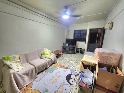 For Rent - 233 Ang Mo Kio Avenue 3