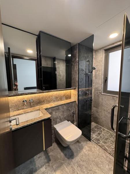 RV Altitude, 344 River Valley Road, Orchard / River Valley, 2 Bedrooms, 624 sqft, Condominium For Rent, by Chris Tang 邓佩芬, 24640705 - Bathroom - PropertyGuru.com.sg