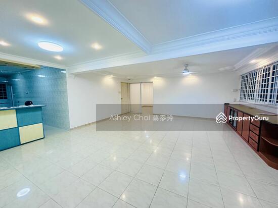 For Rent - 856 Tampines Street 82