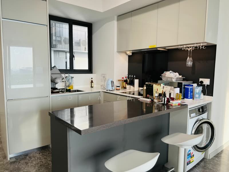 Margaret Ville, 20 Margaret Drive, 2 Bedrooms, 829 sqft, Apartment For Rent, by Sofia Zhang, 24640848 - PropertyGuru.com.sg