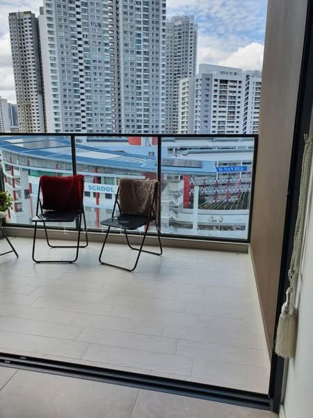 The Clement Canopy, 16 Clementi Avenue 1, 3 Bedrooms, 990 sqft, Condominium For Rent, by Evelyn Ong, 24642161 - PropertyGuru.com.sg