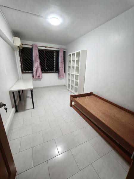 5 Toh Yi Drive, 5 Toh Yi Drive, Clementi Park / Upper Bukit Timah, 4 Bedrooms, 1,313 sqft, HDB Flat For Rent, by YF Liew, 24643017 - Bedroom - PropertyGuru.com.sg