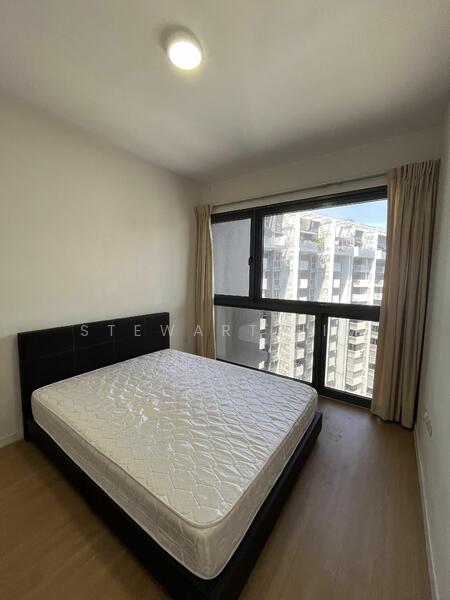 For Rent - The Lakefront Residences