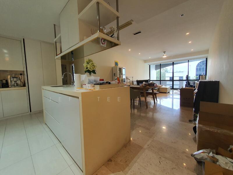 For Rent - The Chatelet