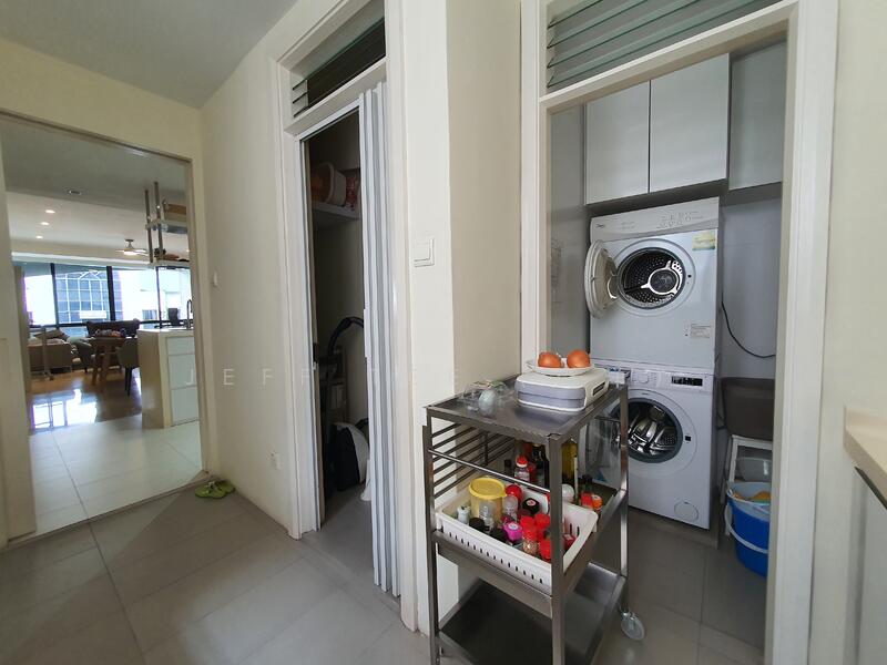 For Rent - The Chatelet