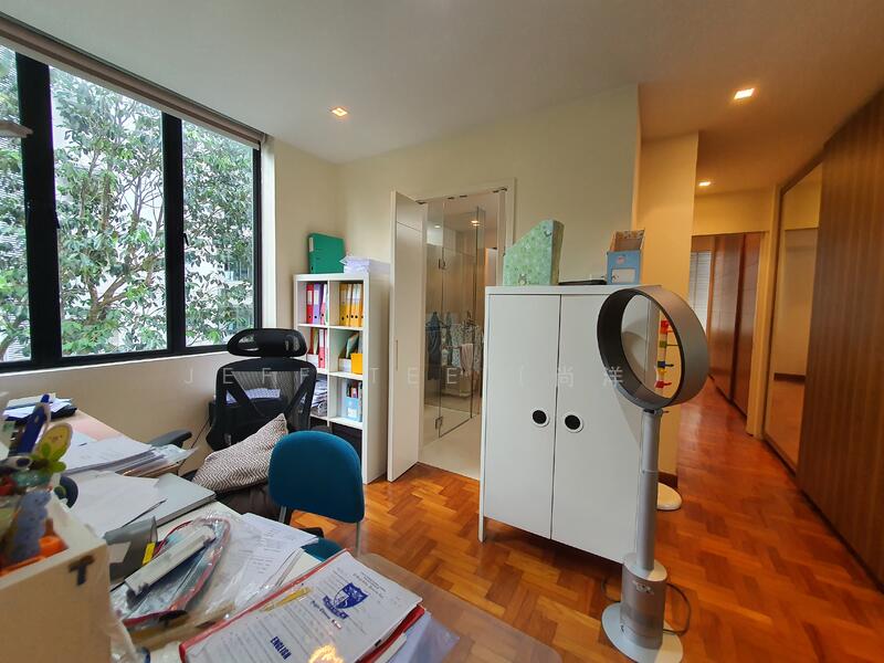 For Rent - The Chatelet