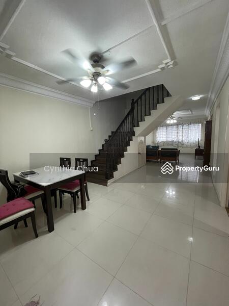 For Rent - 889 Tampines Street 81
