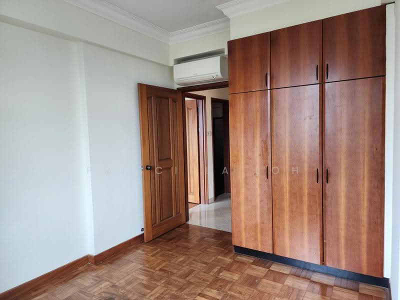Spring Grove, 53 Grange Road, Tanglin / Holland / Bukit Timah, 2 Bedrooms, 1,012 sqft, Condominium For Rent, by Priscilla Loh, 24644446 - PropertyGuru.com.sg