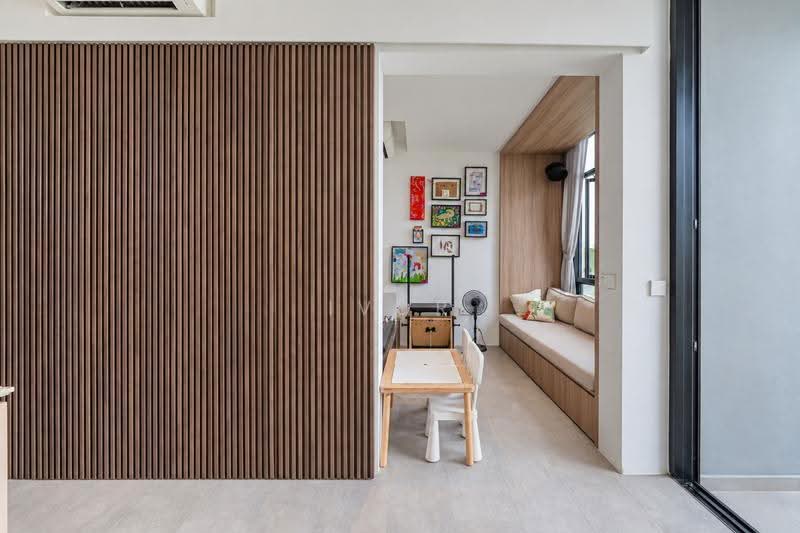 Parc Komo, 971 Upper Changi Road North, Changi Airport / Changi Village, 3 Bedrooms, 915 sqft, Condominium For Sale, by Ivor Tan, 24646288 - Living Room - PropertyGuru.com.sg