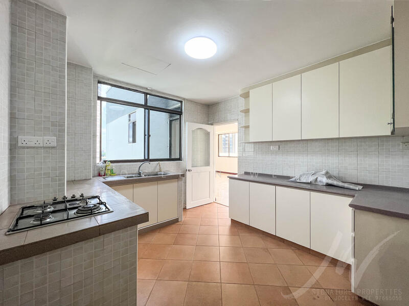 For Rent - Kum Hing Court