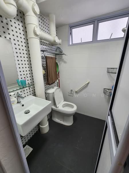 33 Bedok South Avenue 2, 33 Bedok South Avenue 2, Room Rental, 120 sqft, HDB Flat For Rent, by Melvin Wong, 24647836 - PropertyGuru.com.sg