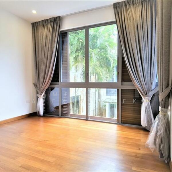 level 2 master bedroom