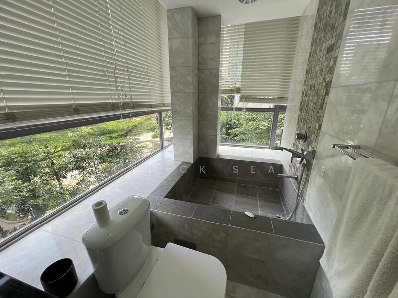 spacious ensuite Bathroom