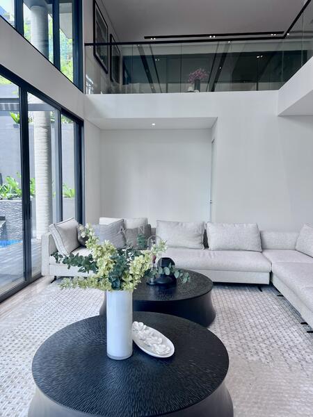 For Sale - I ❤️ SUNSET. ❤️BRAND NEW AT SEMID PRICE!! ❤️ HILLTOP VIEW. BASEMENT PARKING ☎️JEAN 93571119