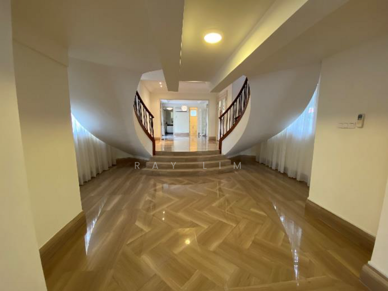 Renovated 3 Storey Bungalow at Holland Grove View Walk to Dover MRT, Holland Grove View, 4 Bedrooms, 6,544 sqft, Bungalow House For Rent, by Ray Lim, 24649329 - PropertyGuru.com.sg