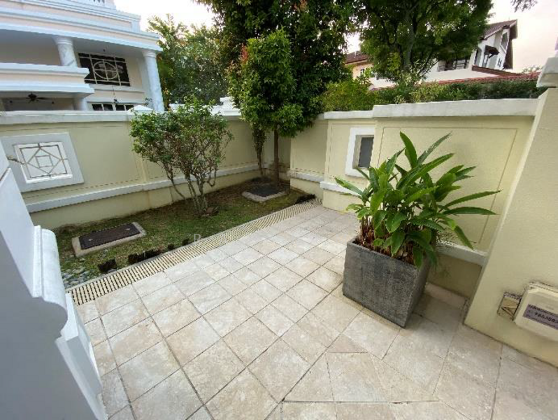 Renovated 3 Storey Bungalow at Holland Grove View Walk to Dover MRT, Holland Grove View, 4 Bedrooms, 6,544 sqft, Bungalow House For Rent, by Ray Lim, 24649329 - PropertyGuru.com.sg