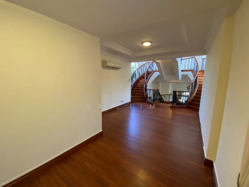 Renovated 3 Storey Bungalow at Holland Grove View Walk to Dover MRT, Holland Grove View, 4 Bedrooms, 6,544 sqft, Bungalow House For Rent, by Ray Lim, 24649329 - PropertyGuru.com.sg