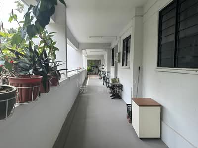 For Rent - 305 Clementi Avenue 4