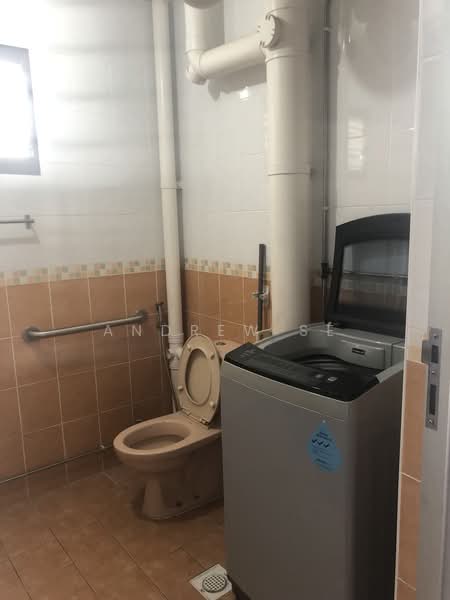 412 Tampines Street 41, 412 Tampines Street 41, Room Rental, 270 sqft, HDB Flat For Rent, by Andrew Se, 24652560 - PropertyGuru.com.sg