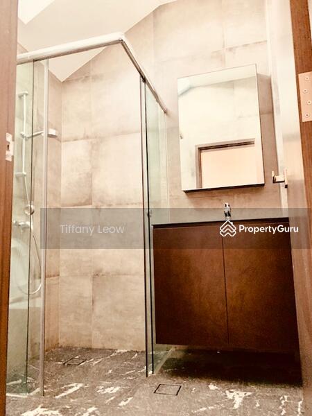 For Rent - MODERN 2.5 STY TERR NEXT TO THOMSON PLAZA!!