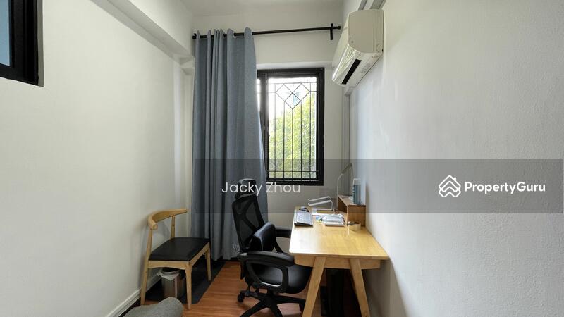 For Rent - Montrosa